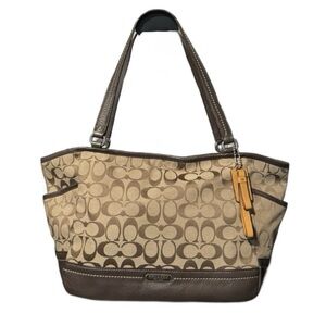 Coach Park Signature Carrie Tote Bag - EUC